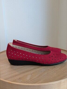 Munro Red Suede Laser-Cut Ballet Flats With Shock Absorbing Heel